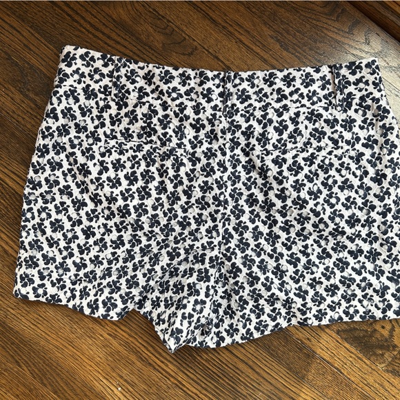 High End Loft Riviera Eyelets Shorts Bundle - Picture 7 of 11